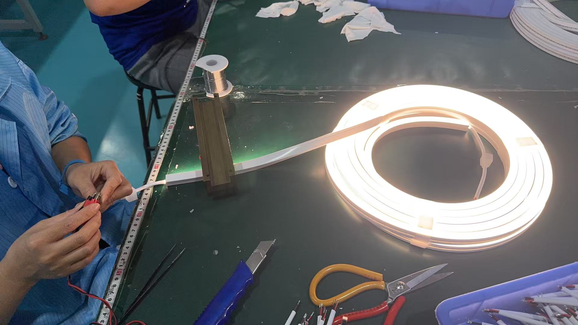 LED Strip Long-term Performance Testing Quality LED strip testing