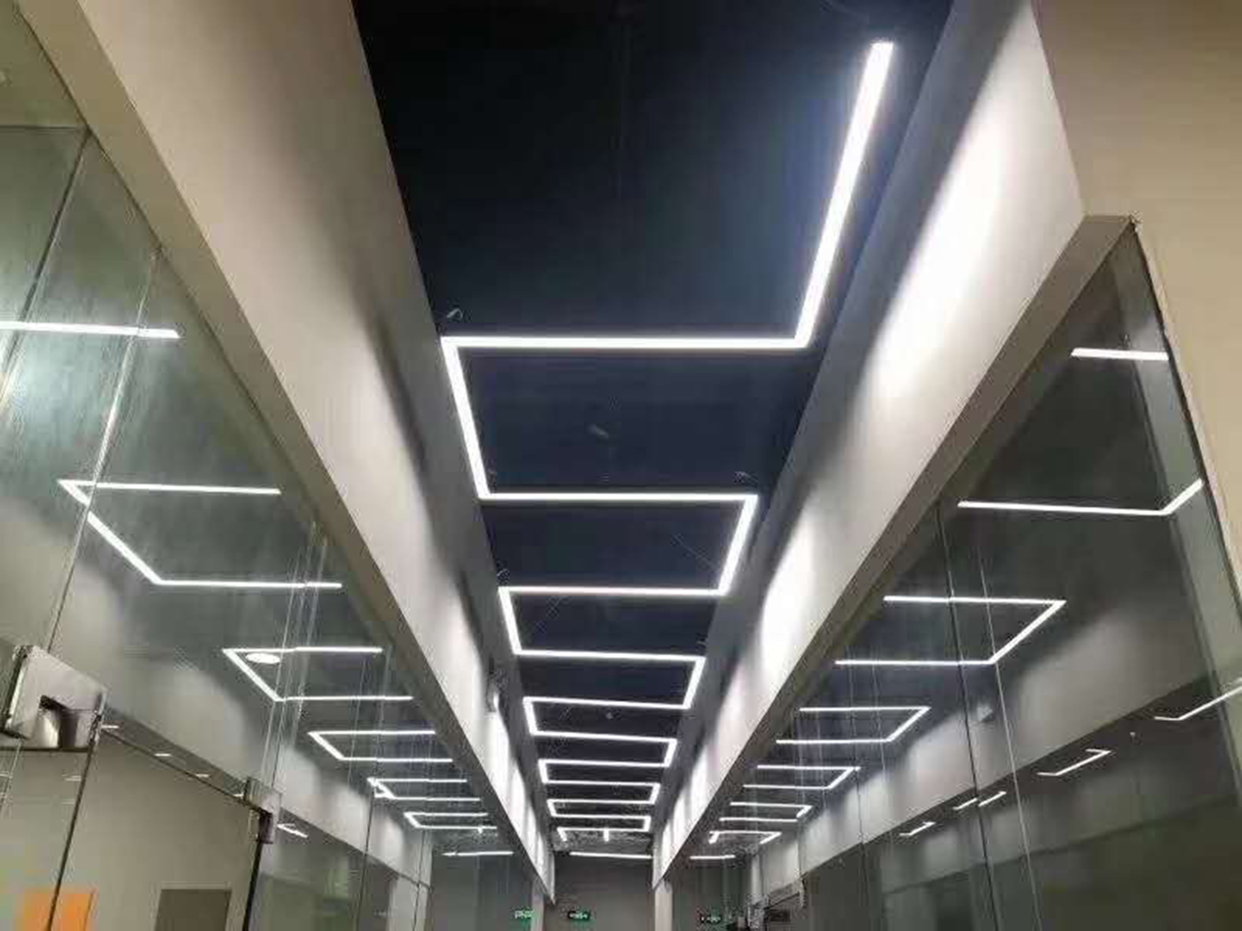 LED Strip Anti-slip Design Anti-slip mechanism close-up