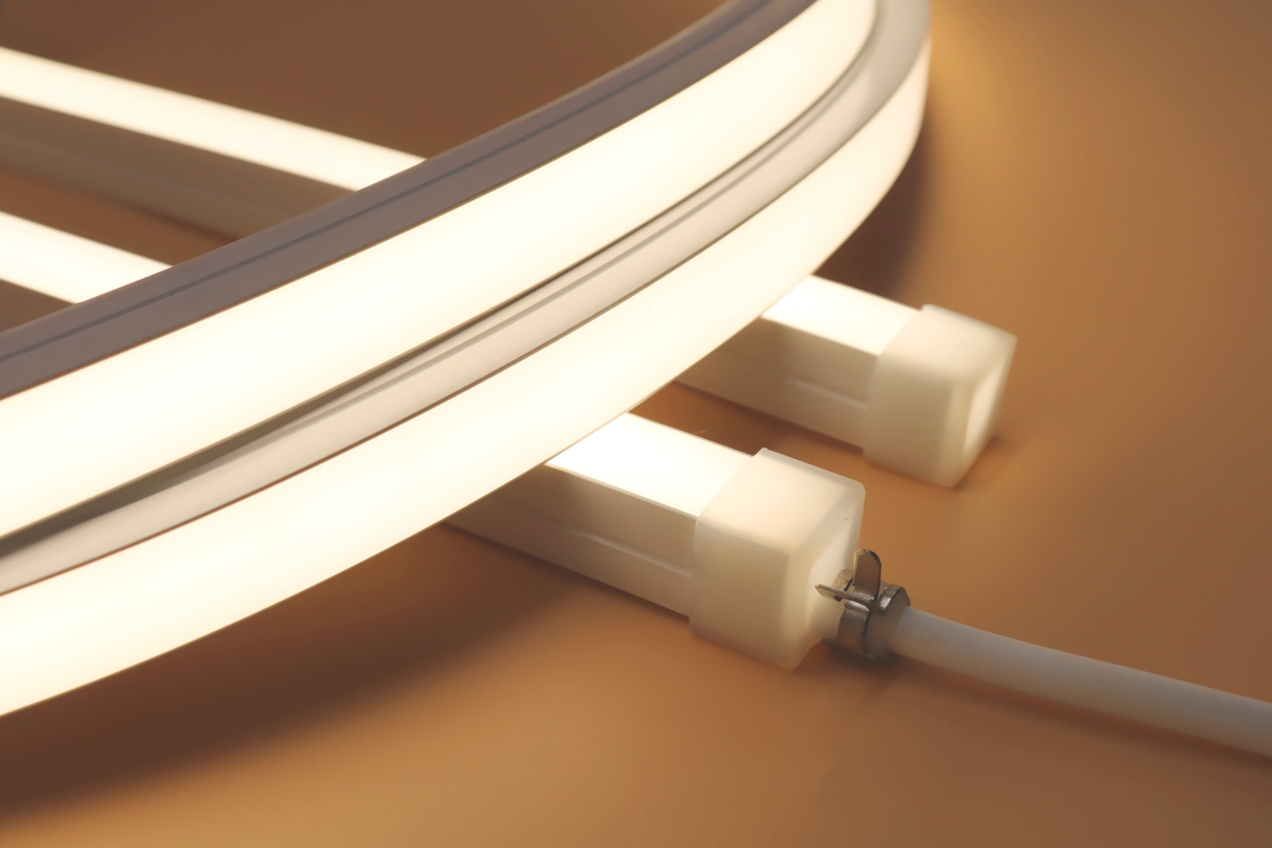 Comparison of yellowed vs clear silicone covers