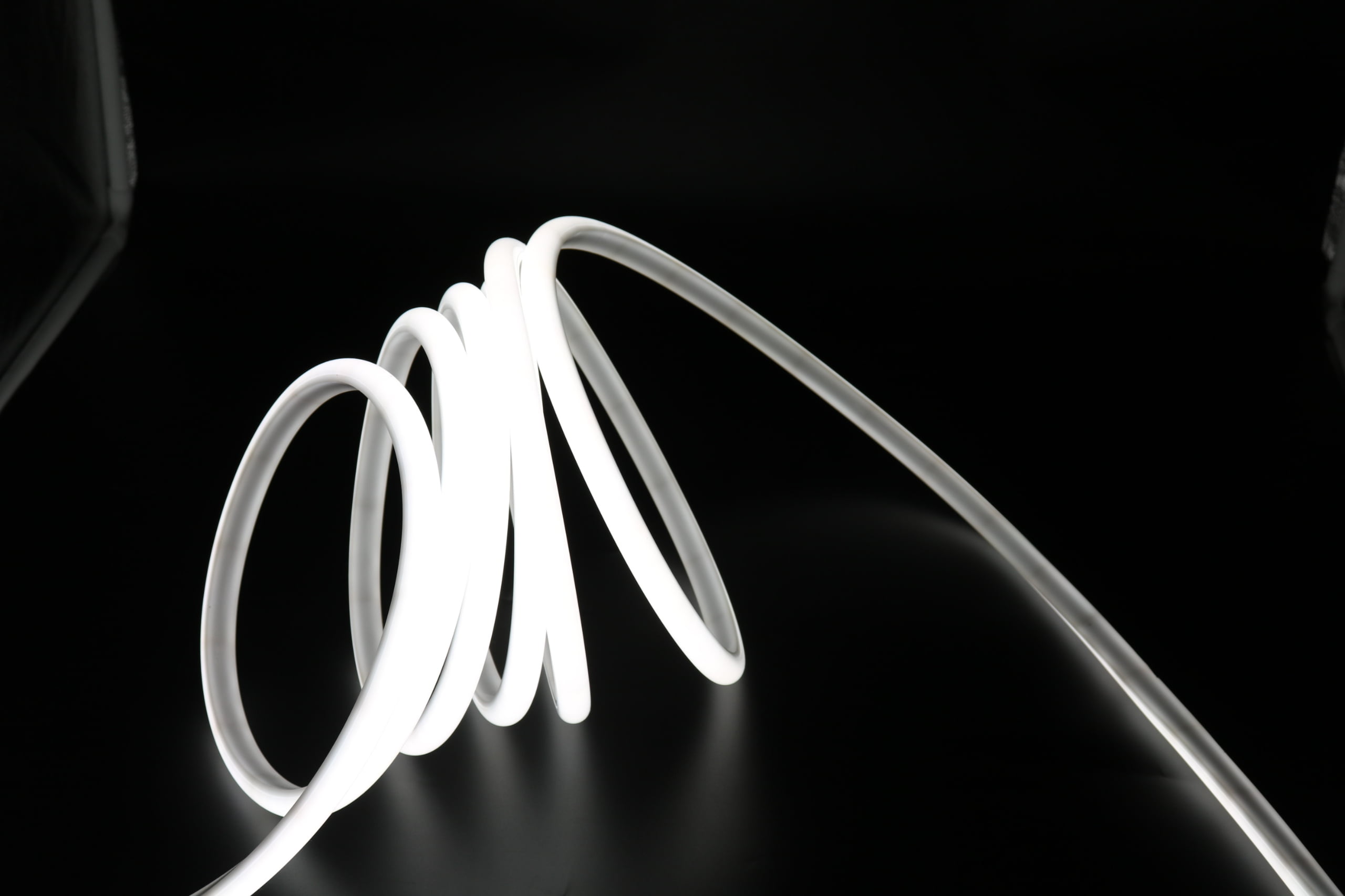 LED strip silicone diffuser manufacturing