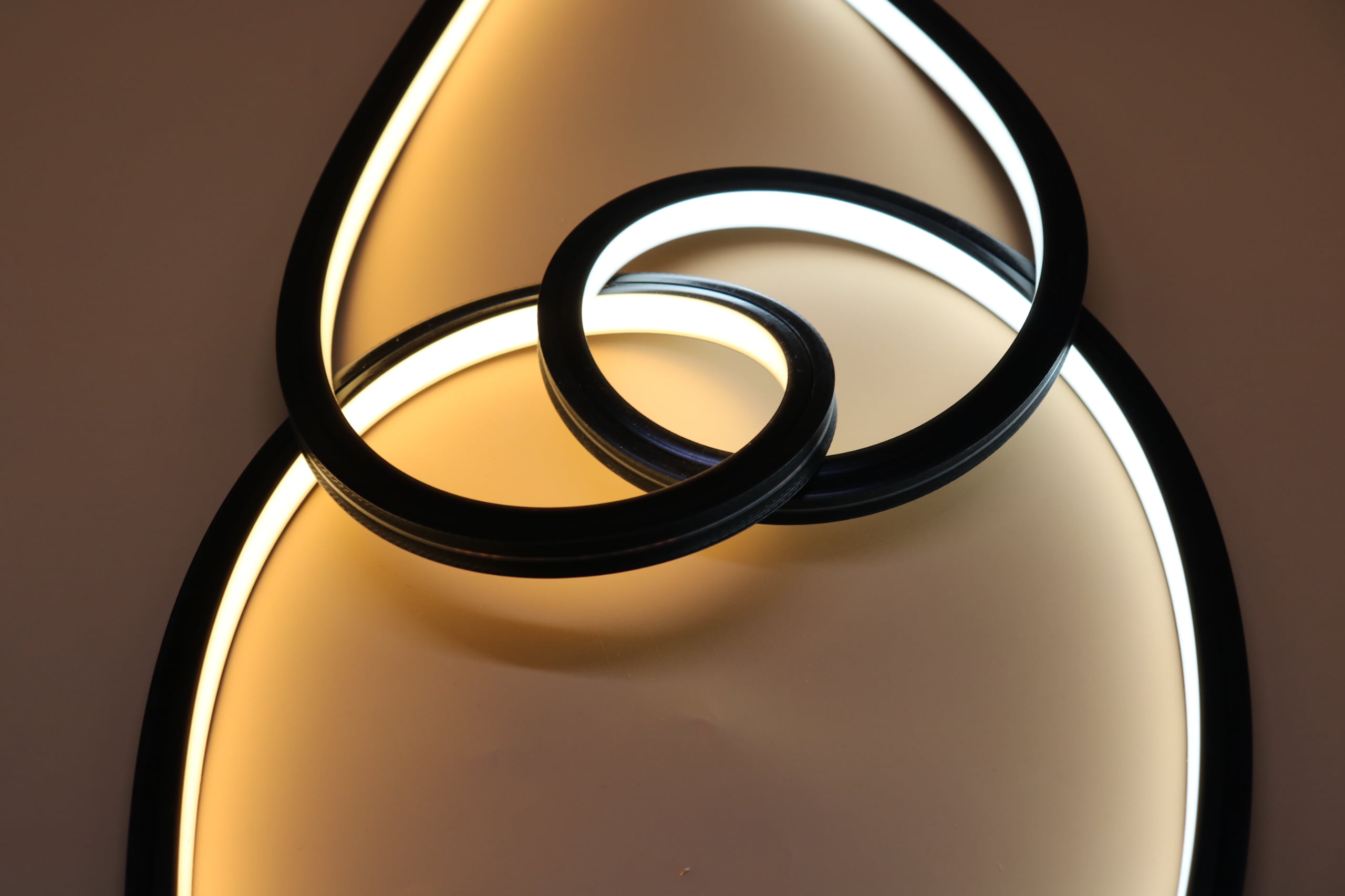 Different types of LED strip [diffuser](https://en.wikipedia.org/wiki/Ring_flash)<sup id=