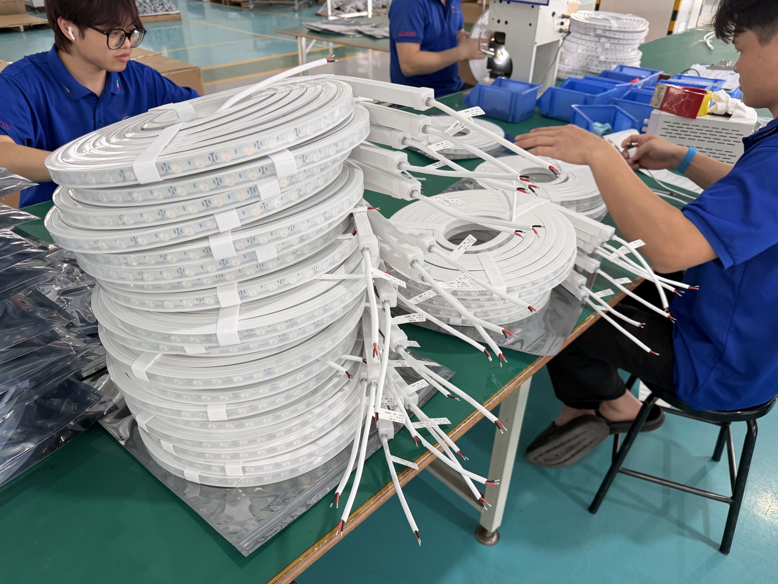 Silicone extrusion process