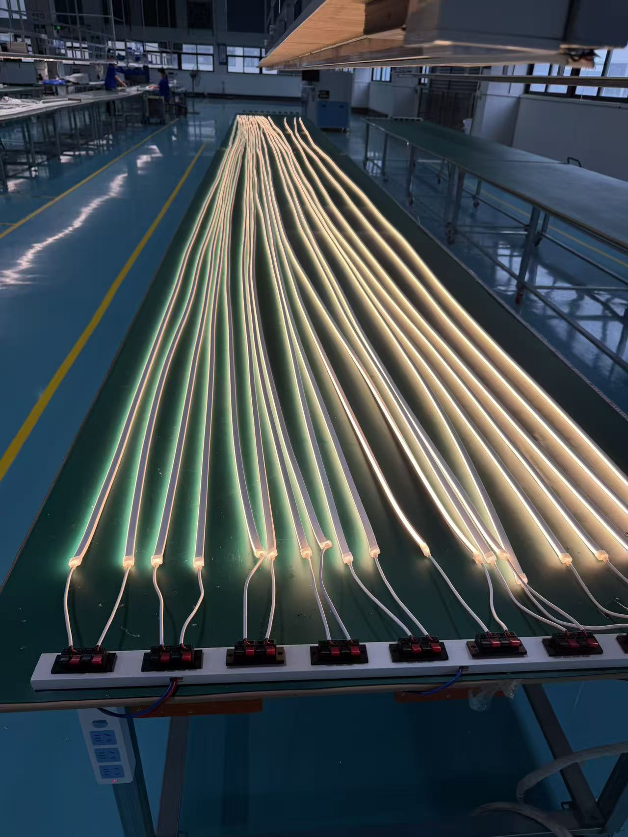 Material compatibility test chamber